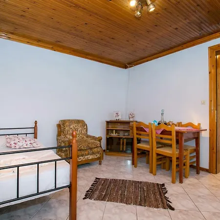 La Maison De La Lune * Skála Kallirákhis